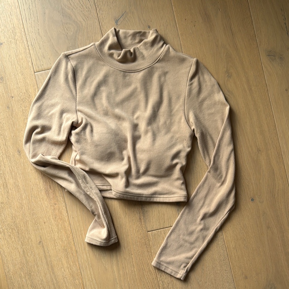 Brami Long Sleeve Ribbed Top